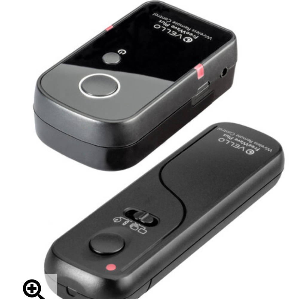 Vello FreeWave Plus II Wireless Remote Shutter Release for Select Canon Cameras